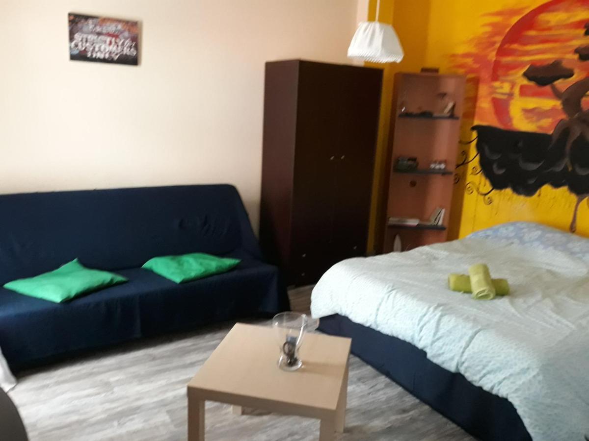 The Studio With The Bohemian Ambiance Thessaloniki Exterior photo